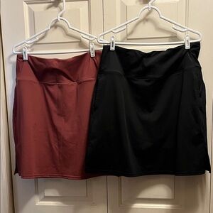Stylish Women's Skirt Set - Black and Burgundy